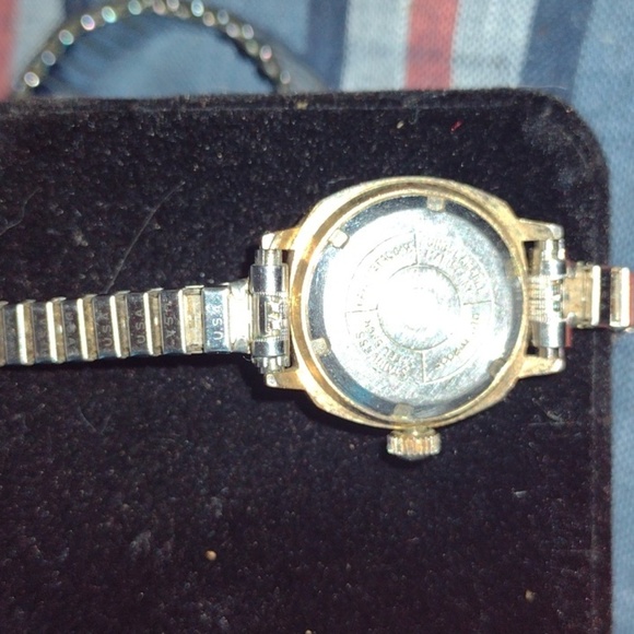 Sidros Swiss Movement 17 Jewels USA Made Silver and Gold Watch with Date Display - Picture 3 of 3